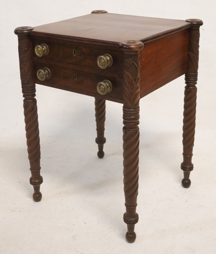 Excellent American Federal Carved Mahogany Side or Work Table (1 of 6)