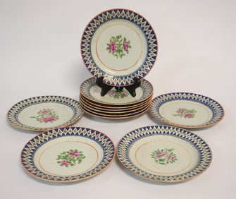 Fine Set Antique Chinese Export Porcelain Dishes