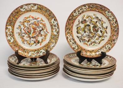 Excellent Set Antique Chinese Export Porcelain Dinner Plates