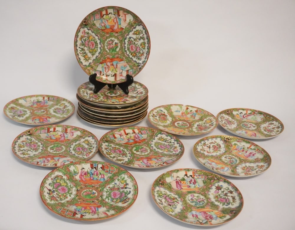 Handsome Set Antique Chinese Export Rose Medallion Salad Plates (1 of 5)