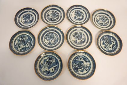 Fine Set Antique Chinese Export Nanking Porcelain Dishes
