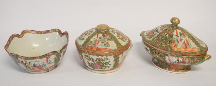 Fine Collection Antique Chinese Export Porcelain Rose Medallion Serving Pieces