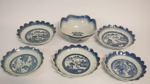 Set Antique Chinese Canton Porcelain Blue & White Serving Bowls