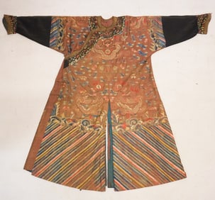 Excellent Antique Qing Period Chinese Embroidered Silk Robe