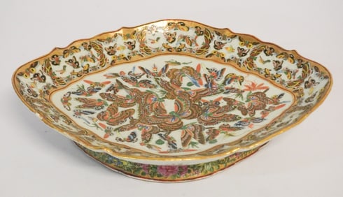 Brilliant Antique Chinese Export 1000 Butterfly Porcelain Footed Centerpiece