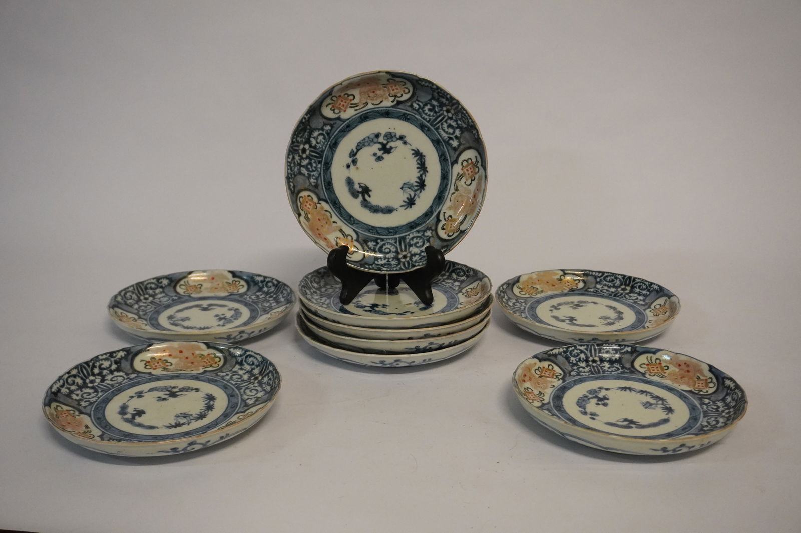 Fine Set Antique Japanese Imari Porcelain Dishes (1 of 4)