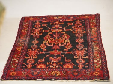 Fine Antique Persian Hand Woven Tribal Carpet