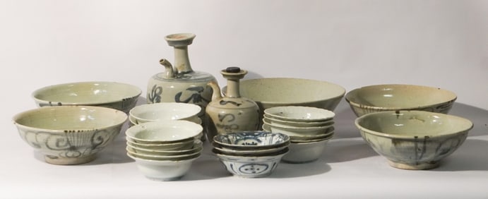 Antique Chinese Blue & White Canton Wares