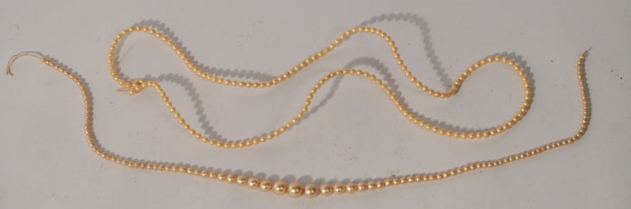 Two Deco Pearl Necklaces