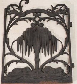 Excellent Antique American Cast Iron Garden Gate
