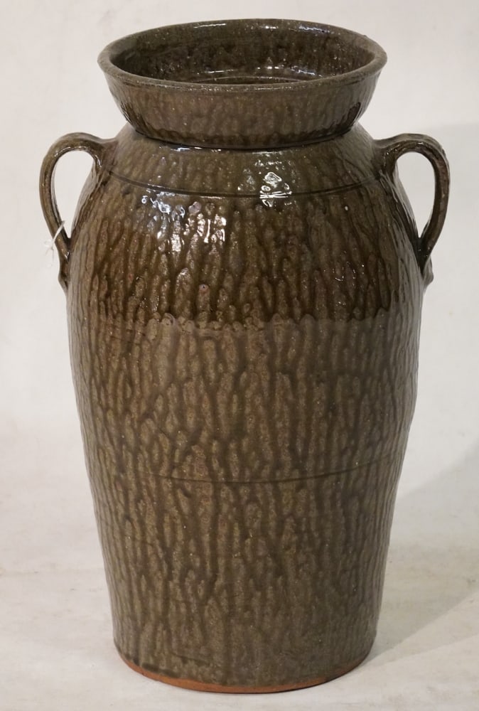 Handsome Southern Stoneware Storage Jar (1 of 2)