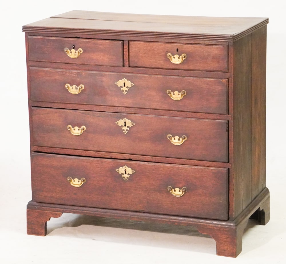 English George III Oak Chest of Drawers (1 of 3)