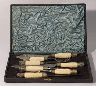 Very Fine Cased English Old Sheffield Silver Plate Carving Set