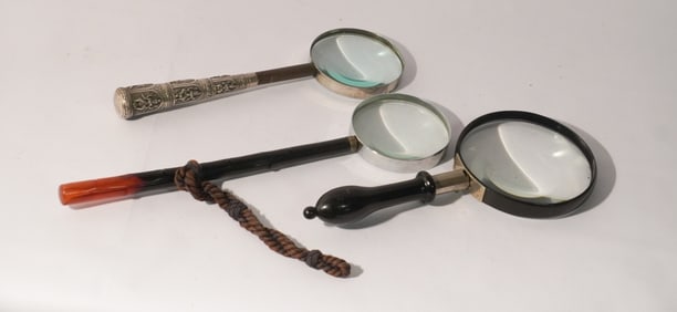 Collection Charming Antique Magnifying Glasses
