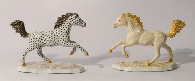 Pair Excellent Herend Hungarian Porcelain Stallion