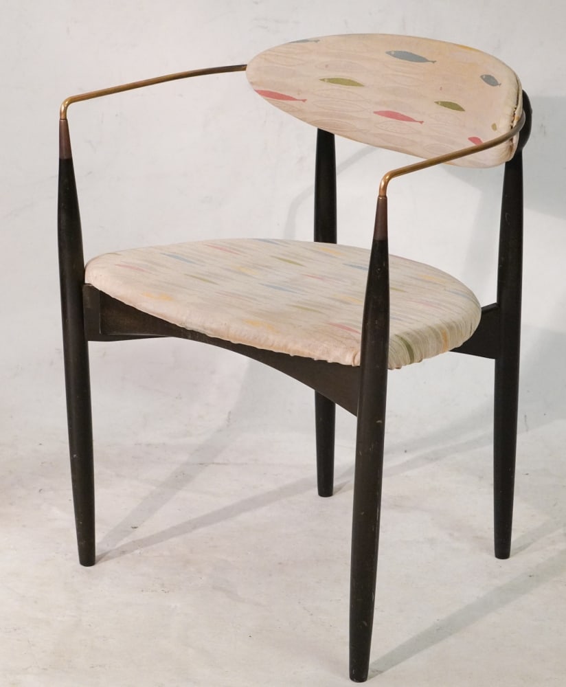 Very Fine Mid Century Arm Chair by Dan Johnson for Selig Viscount (1 of 3)
