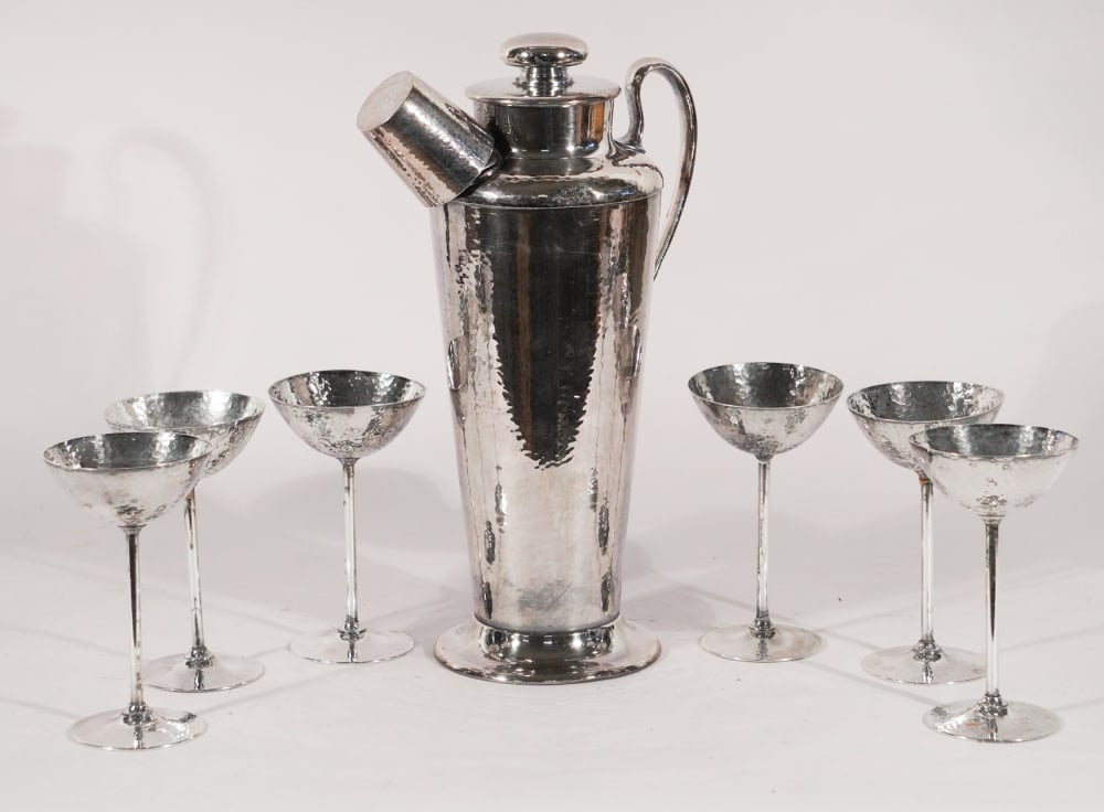 Excellent Art Deco Meriden Silver Plate Cocktail Set (1 of 2)
