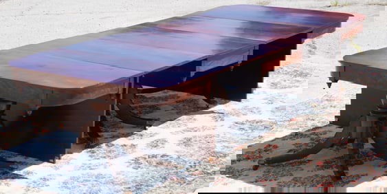 Exceptional American Federal Carved & Figured Mahogany Banquet Table