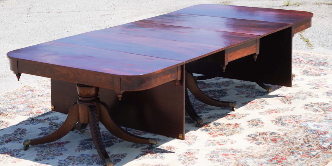Exceptional American Federal Carved & Figured Mahogany Banquet Table: Circa 1810, likely New York City and by the shop of Duncan Phyfe. A brilliant example of American furniture in its own right with excellent South Carolina history to accompany it. H28 1/4" W54" L160"