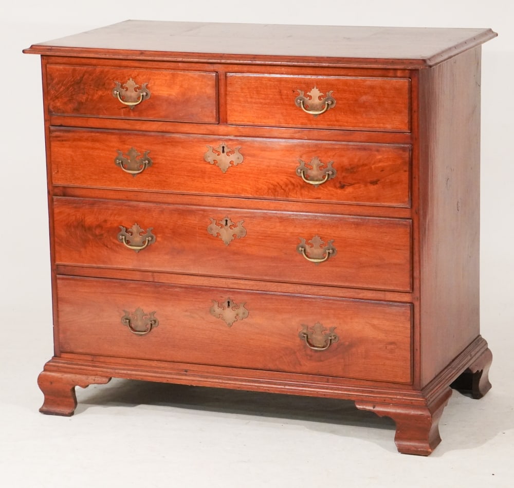 Excellent Southern Chippendale Mahogany Chest (1 of 6)