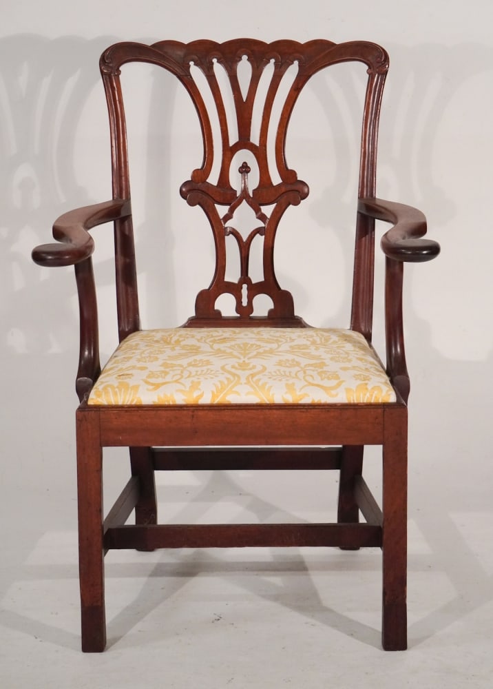 Exceptional American Chippendale Carved New York City Mahogany Armchair (1 of 9)