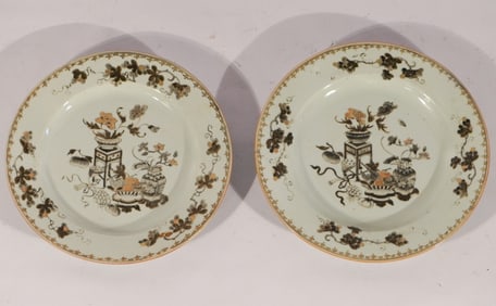 Pair Antique Chinese Export Porcelain Dishes