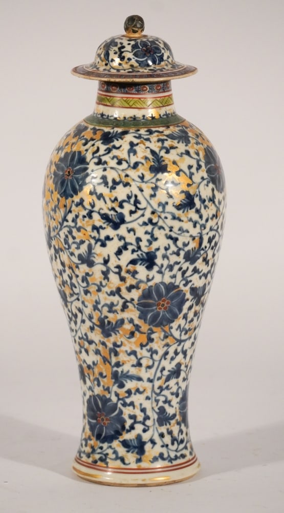 Excellent Antique Chinese Export Porcelain Lidded Jar (1 of 4)