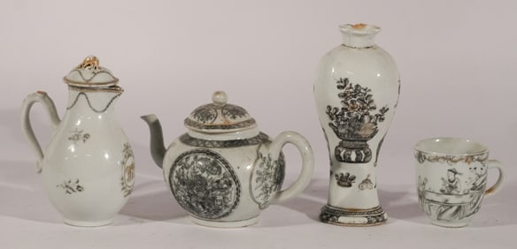 Collection Antique Chinese Export Porcelain Pieces