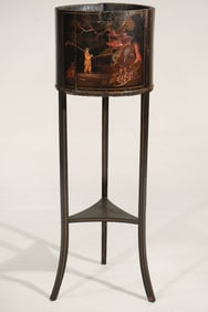 Handsome English Regency Chinoiserie Japanned Plant or Fern Stand