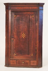 Very Fine English George III Inlaid Oak Hanging Corner Cabinet