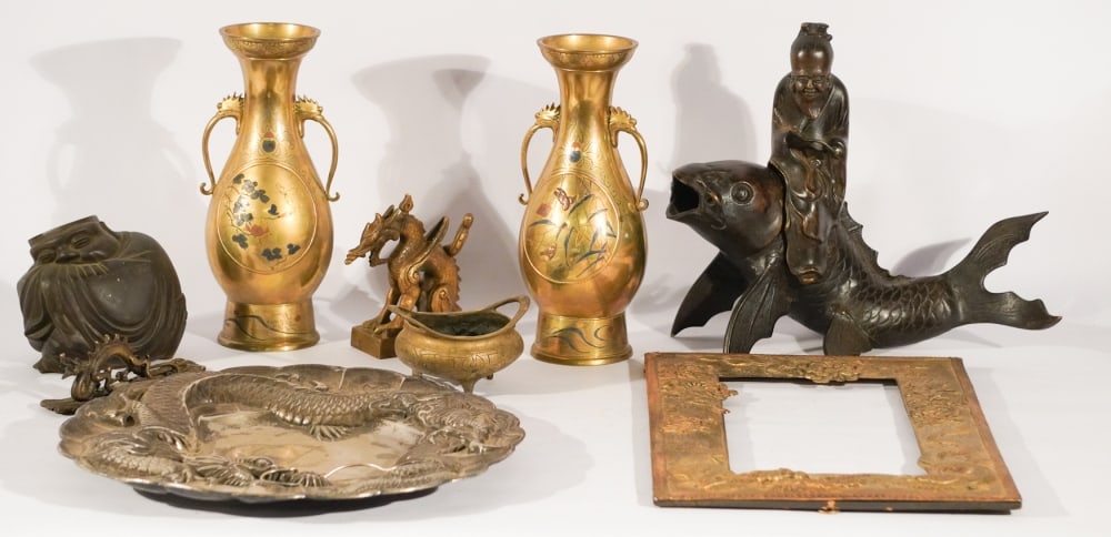 Excellent Collection Antique Japanese Bronze & Brass Cabinet Articles (1 of 19)