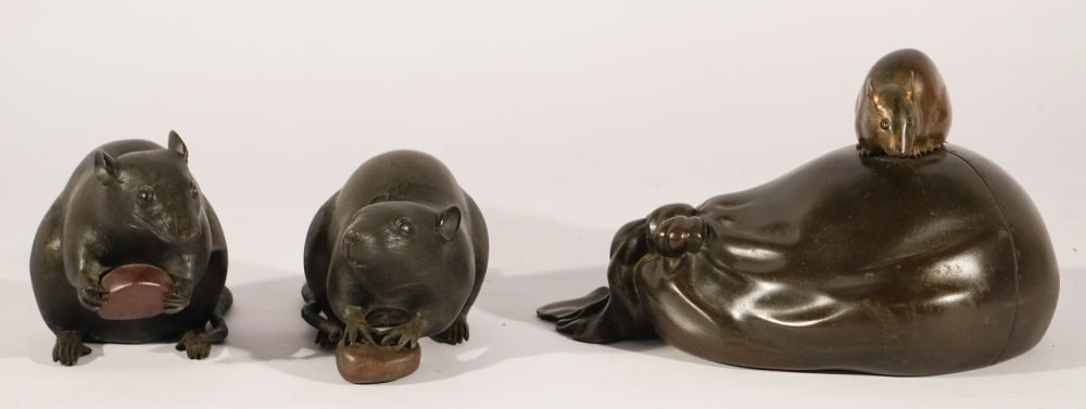 Fine Japanese Meiji Period Bronze Rat Sculptures: 19th century. Excellently sculpted bronze figures with fine patina. Good overall condition. Largest: H5 1/2" W9" Sold from the collection of Vickie Murrill Dawson of Camden, South Carolina.