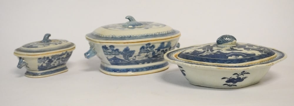 Fine Collection of Antique Chinese Canton Blue & White Lidded Serving Bowls: Early to mid 19th century group including three handsome bowls of varying size having brilliantly decorated ground and with nicely fitting original lids. Good well kept condition throughout. Largest b