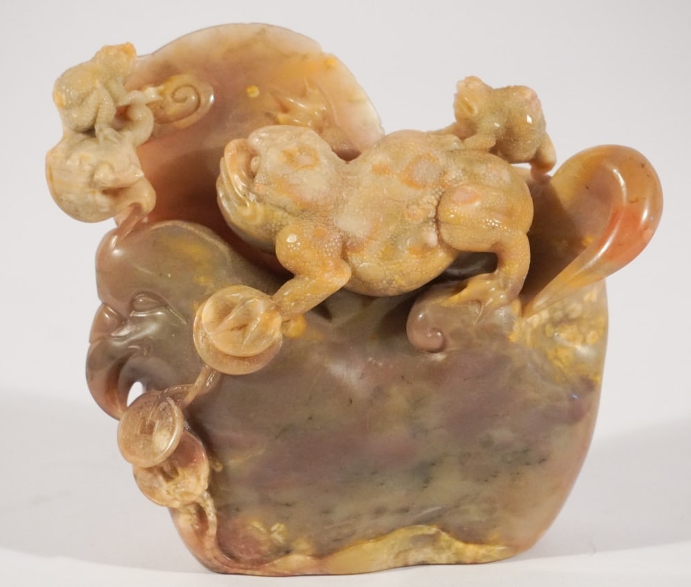 Very Fine Antique Chinese Carved Soapstone Figure (1 of 4)