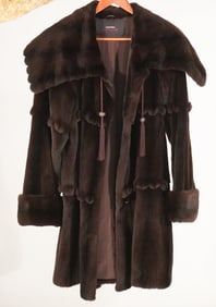 Very Fine Vintage Mink Fur Coat