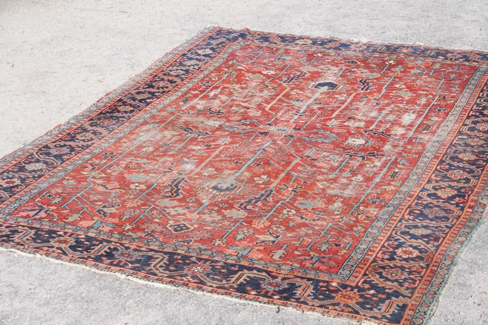 Excellent Antique Persian Heriz Carpet (1 of 5)