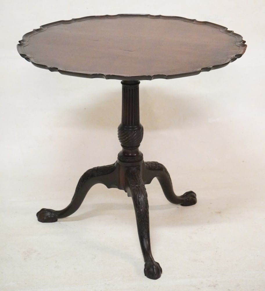 Excellent Southern Carved Mahogany Chippendale Tea Table (1 of 8)