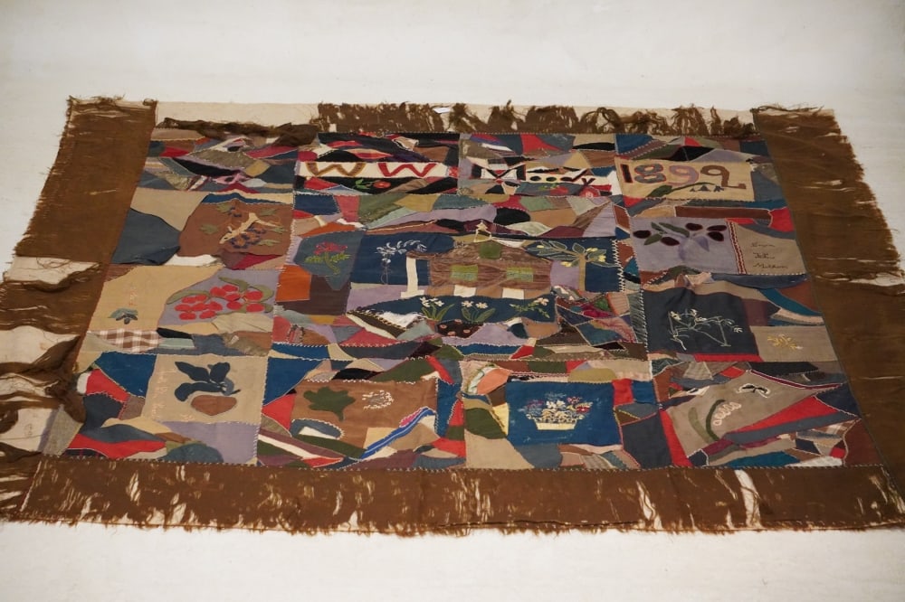 Antique 1892 Dated Florida Crazy Quilt Signed Waylon Moods From His Mother (1 of 5)
