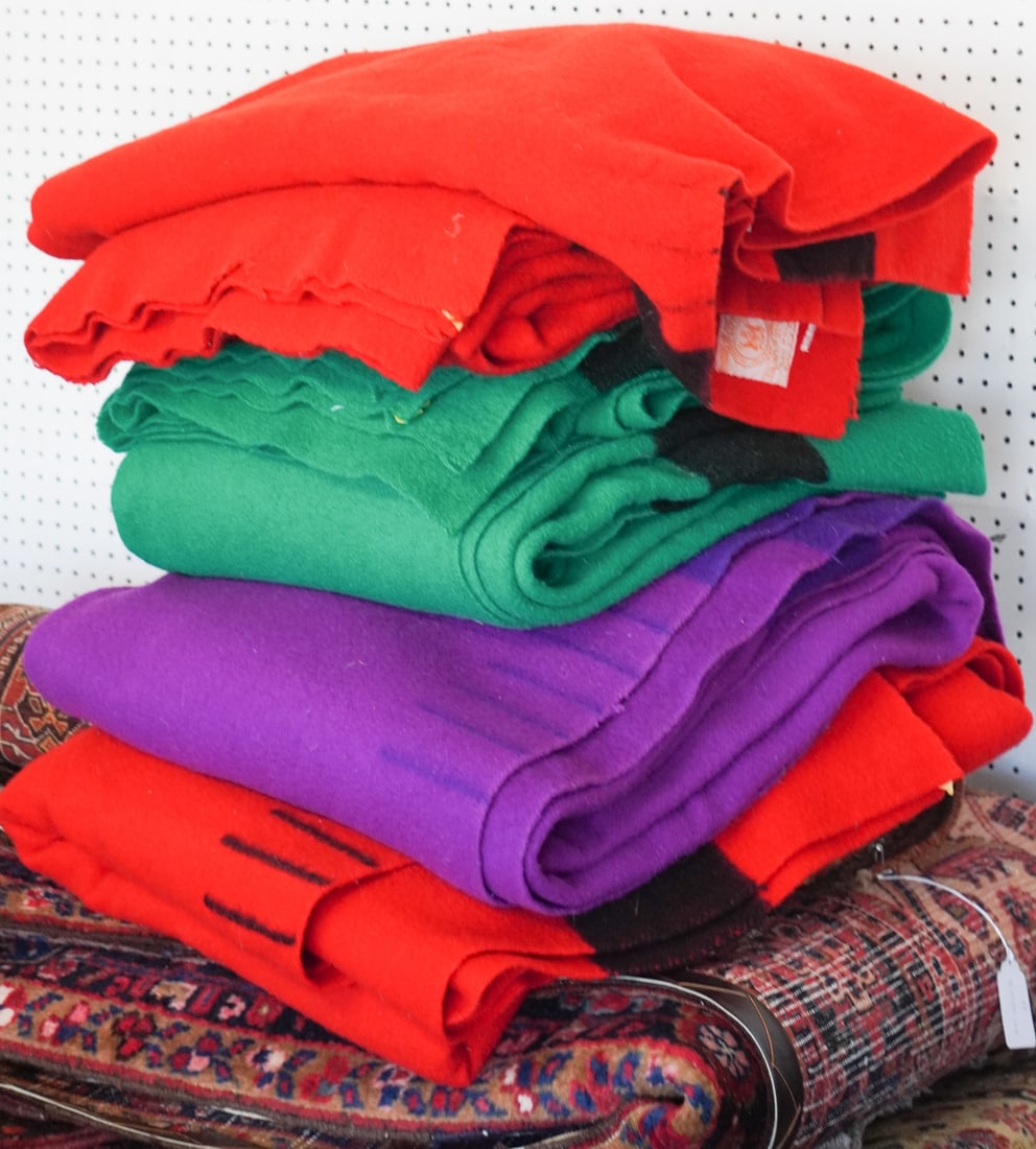 Collection Excellent Vintage Original Hudson Bay Blankets (1 of 2)