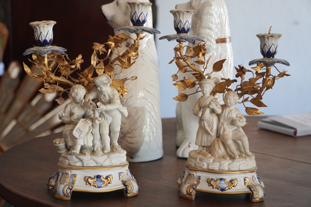 Fine Pair Serves Style French Porcelain Candelabra (1 of 3)
