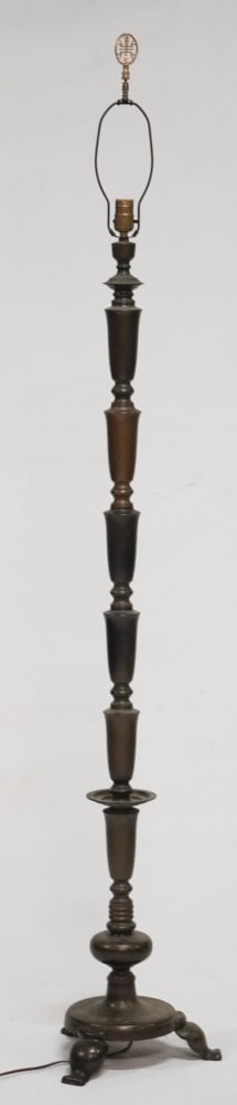 Art Deco Japanese Chased Brass Floor Lamp (1 of 2)