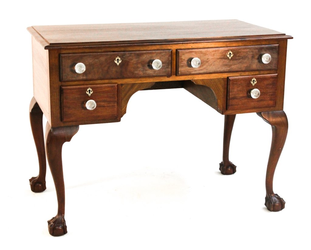 Chippendale style mahogany lowboy: America, circa 1900. bench made. H31 1/4 W40 1/2" D22 1/4""
