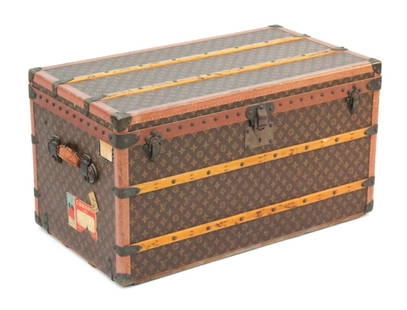 Fine Louis Vuitton steamer trunk: having all interior inserts in very good condition. H19 3/4'' W35 5/8'' D20 1/4'' Note: This trunk was owned and used by U.S. ambassador George W. Perkins. It bears the shipping label on both sides fr