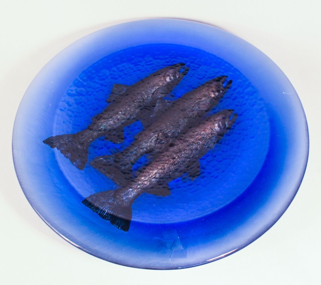 Art Glass Bowl, George Bucquet: (American, active 1984-present) hot glass casting “Salmon Bowl”. H3” W22” Note: Active in North Carolina and Arcata, California, Bucquet’s innovative cast glass designs are found in the coll