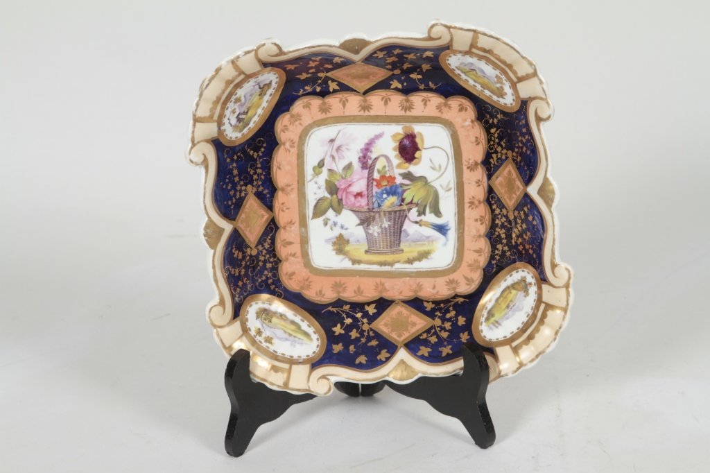 Fine English Davenport Porcelain Serving Bowl: 19th century. with fine hand-painted details. H8 5/8" W8 5/8" D1 3/4"