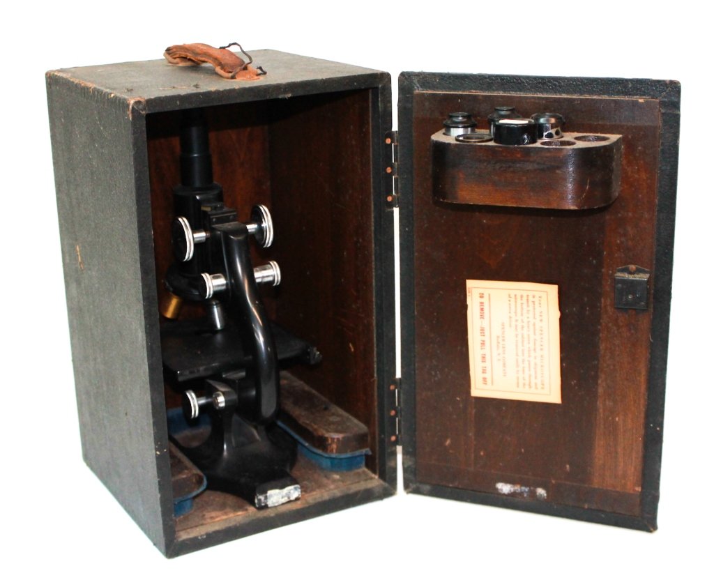 Vintage Spencer Medical Microscope (1 of 1)