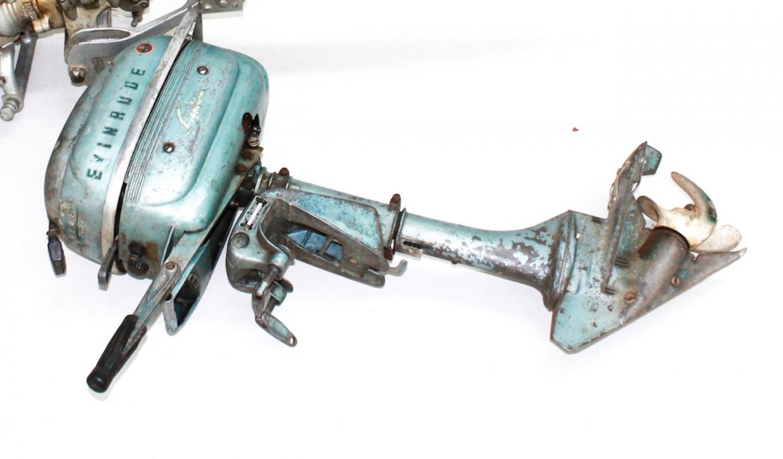 Vintage Evinrude Boat Motor (1 of 2)