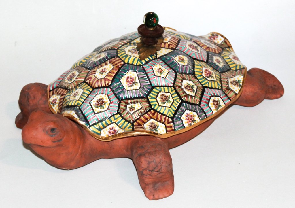 MacKenzie Childs Turtle Tureen (1 of 3)