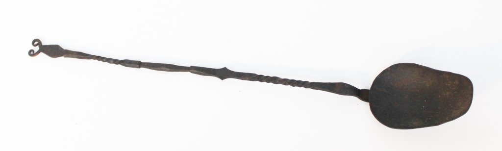 Fine Early American Wrought Iron Ladle (1 of 4)