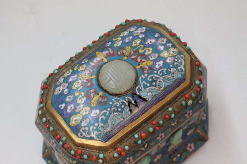 Antique Chinese Cloisonné Box (1 of 2)